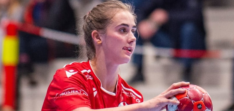 Норвегия. Левая полусредняя Тале Рушфельдт Дейла перейдет из "Фредрикстада" в "Мольде"