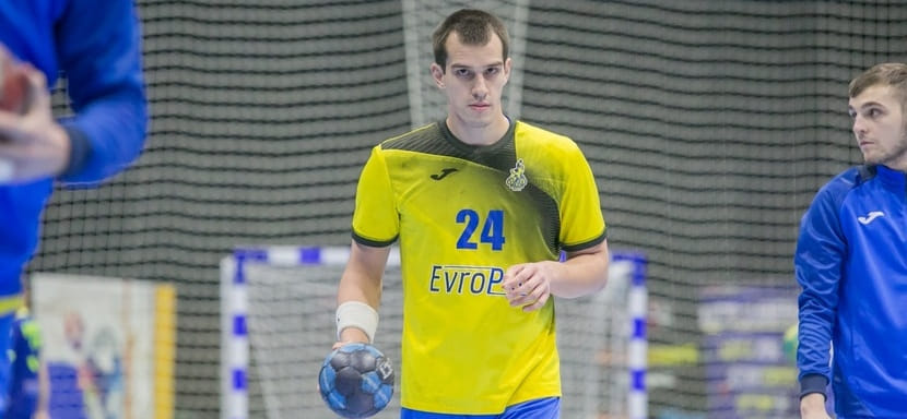 Высшая лига. Рашит Каюмов: "Смотришь чемпионат Европы, видишь и осознаешь, где решение твоих проблем на примере игроков топового уровня"