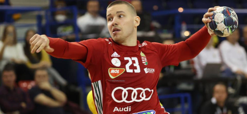 ЧЕ-2022. Правый полусредний "Эльверума" и сборной Венгрии Доминик Мате сдал тест на коронавирус, который оказался положительным