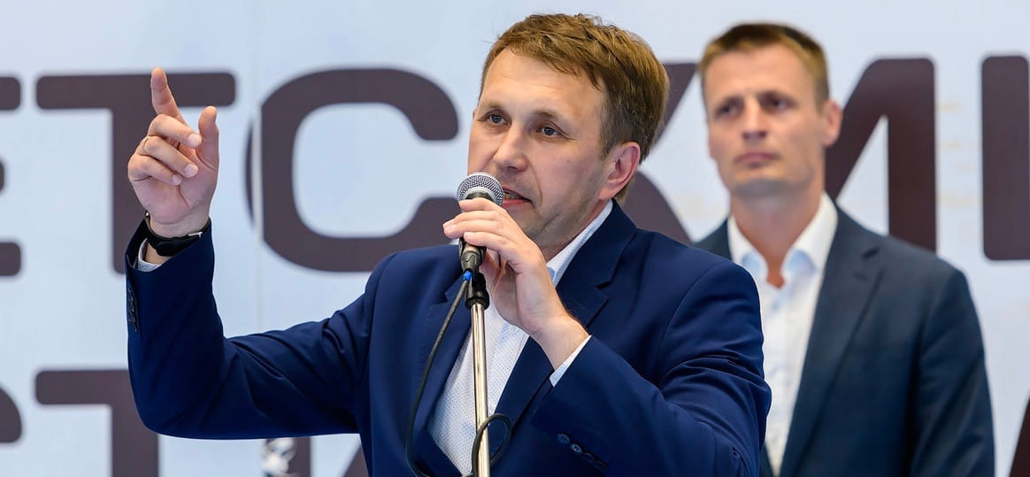 Россия. Андрей Степанов: "Фестиваль — это, прежде всего, праздник гандбола. В программу были включены тренерский и судейский семинары"