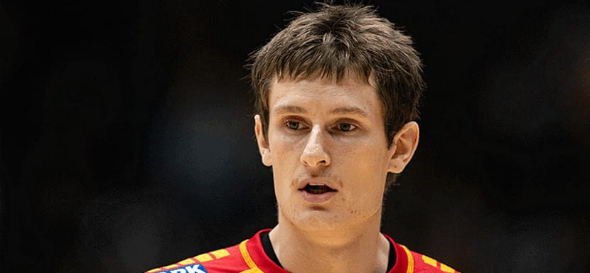 Правый крайний датского "Гудме" Оскар Винд после этого сезона продолжит карьеру в "Магдебурге"