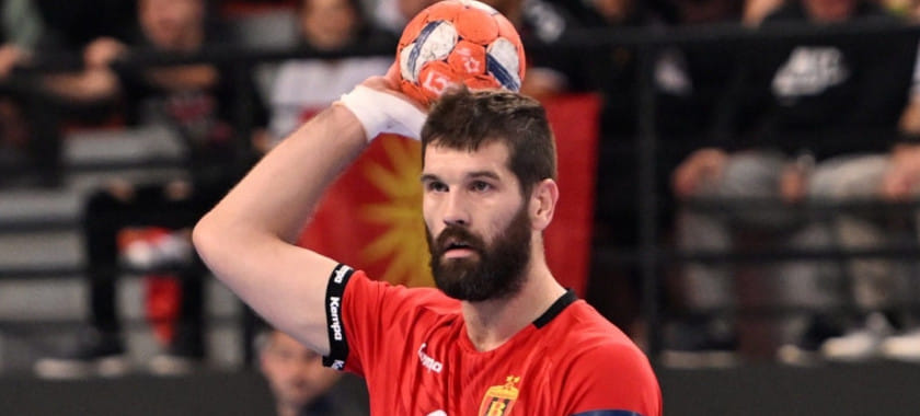 Вуко Борозан вернулся в сборную Черногории спустя год. Также в заявке на ЧЕ-2026 полусредний БГК Арсение Драгашевич