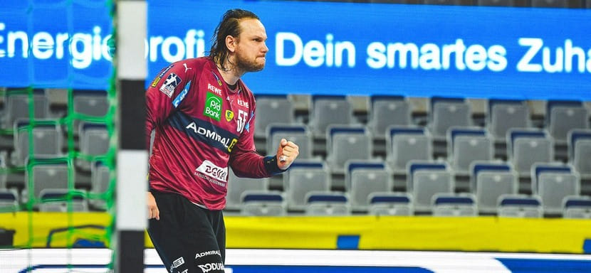 Бундеслига. Официально. 38-летний голкипер Николас Кацияннис вновь стал игроком "Райн Левен". Он заменит травмированного Микаэля Аппельгрена