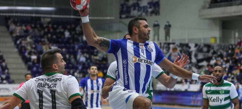 Лига чемпионов. Трансферный слух. Педру Круз и Мигел Алвеш могут покинуть "Порту" и перебраться в "Агуаш Санташ"