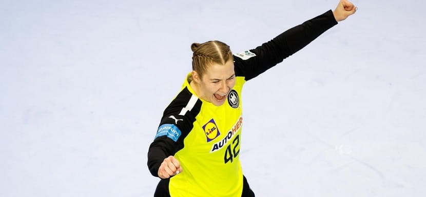 ЧЕ-2022. Немка Катарина Фильтер — автор лучшего вратарского спасения после матчей 11-го и 12-го дней топ-турнира (ВИДЕО)