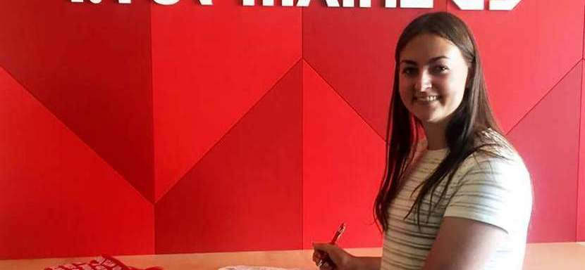 Женская бундеслига. Голландская вратарь Эллен Янссен стала игроком "Майнца"