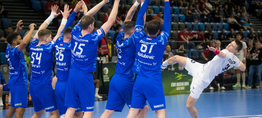 "Веспрем" Косоротова с Вайлуповым и "Пик" Калараша вышли в финал Кубка Венгрии. Они разыграют трофей в воскресенье