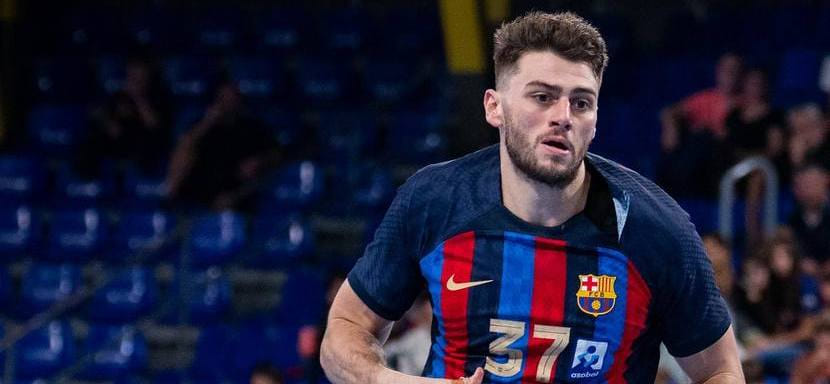 Испания. Полусредний сборной Бразилии Аньель Лангаро продлил контракт с "Барселоной"