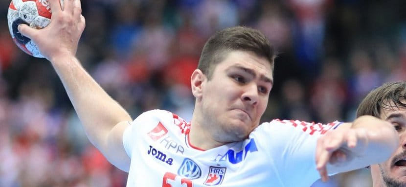 ЧЕ-2022. Хорваты Марин Шипич и Анте Гаджа пропустили тренировку перед матчем с украинцами из-за симптомов коронавируса