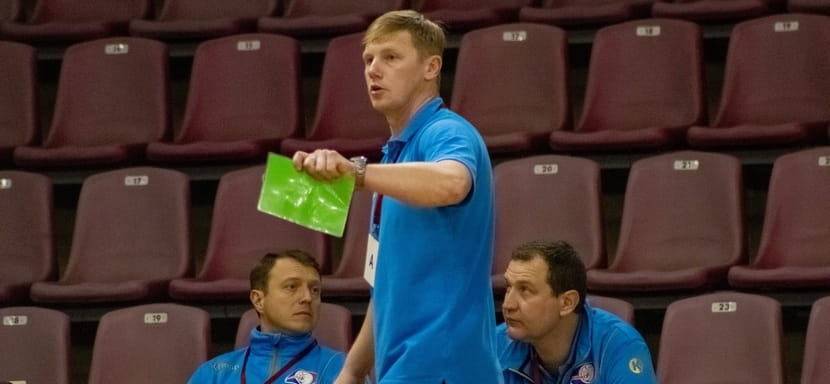 Беларусь. Алексей Васильев: "Подключили к работе ребят из фарм-команды. Также в "Машеке" на просмотре игроки из других клубов"