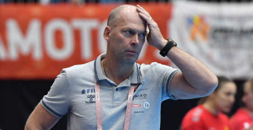 ЧМ-2019. Томас Рюде: "Россиянки обороняются просто невероятно. Во втором тайме они буквально не оставили нам шансов"