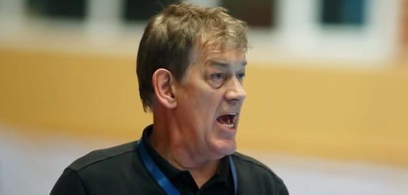 ЧЕ-2022. Велимир Петкович: "У нас есть и проблема универсальности игроков. Требуются замены, что не всегда сочетаемо со скоростью"