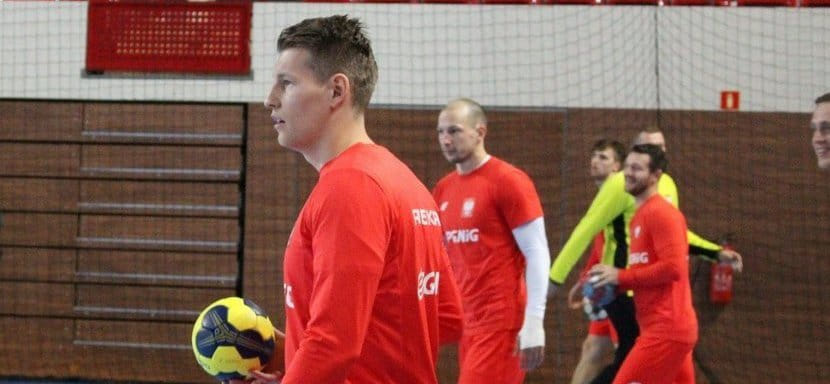 Голкипер венгерской "Татабаньи" Пиотр Вышомирски не сыграет в товарищеском матче с польским "Кельце"