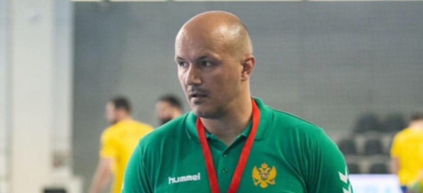 ЧЕ-2022. Наставник сборной Черногории Зоран Роганович на карантине. Под вопросом участие тренера в стартовом матче турнира