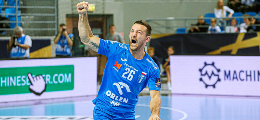 Польша. 36-летний Пшемыслав Краевски продолжит выступления за плоцкую "Вислу", где проводит уже седьмой сезон