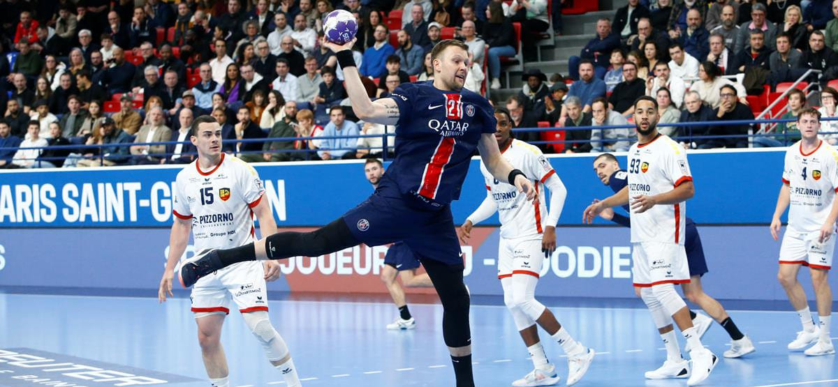 "Нант" и "Монпелье" выиграли на выезде, "ПСЖ" дома забросил "Сен-Рафаэлю" более 40 мячей, из которых 12 — Камиль Сыпшак