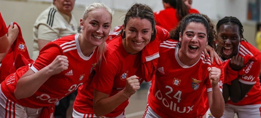 Португалия. "Бенфика" экс-ростовчанки Виктории Борщенко и эстонки Алины Мольковой выиграла чемпионат страны в 9-й раз