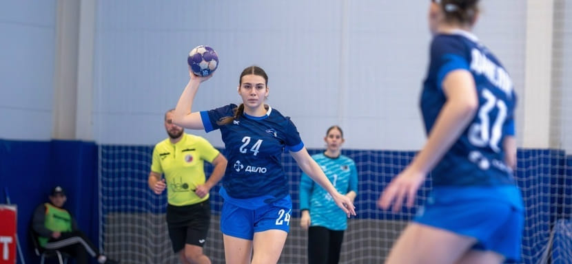 В молодёжном первенстве России у девушек первая тройка добилась синхронных побед