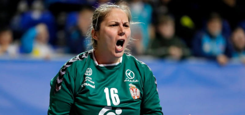 Опытный вратарь сборной Сербии Йована Рисович подписала новый однолетний трудовой договор со словенским "Кримом"