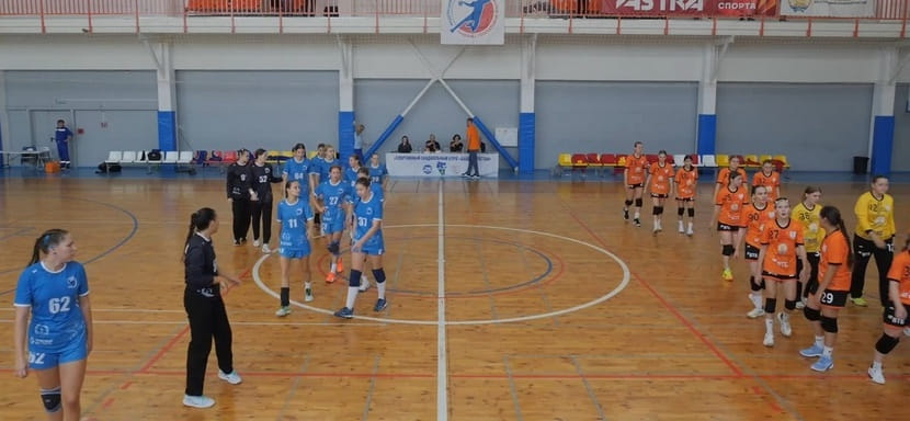 "Динамо-Синара-2" и "Астраханочка-2" продолжают идти без потерь в молодёжном первенстве России