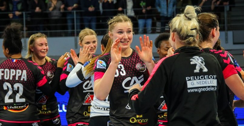 Франция. Фавориты "Брест" и "Мец" легко разобрались с аутсайдерами женского чемпионата