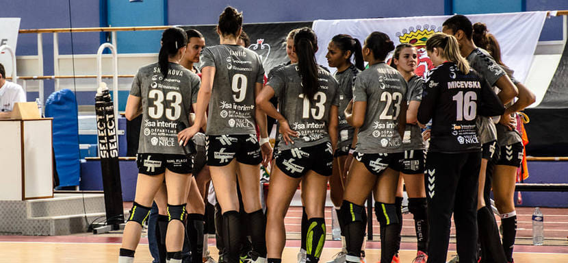 Франция. "Ницца" взяла реванш у "Бур-де-Пежа" за поражение в первом стыковом матче и заняла 7-е место в женском чемпионате