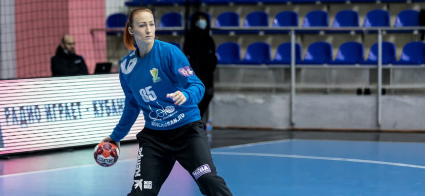 Суперлига. Голкипер ЦСКА и "Кубани" Елена Уткина переходит в румынский "Байя-Маре". Контракт подписан по схеме "1+1"