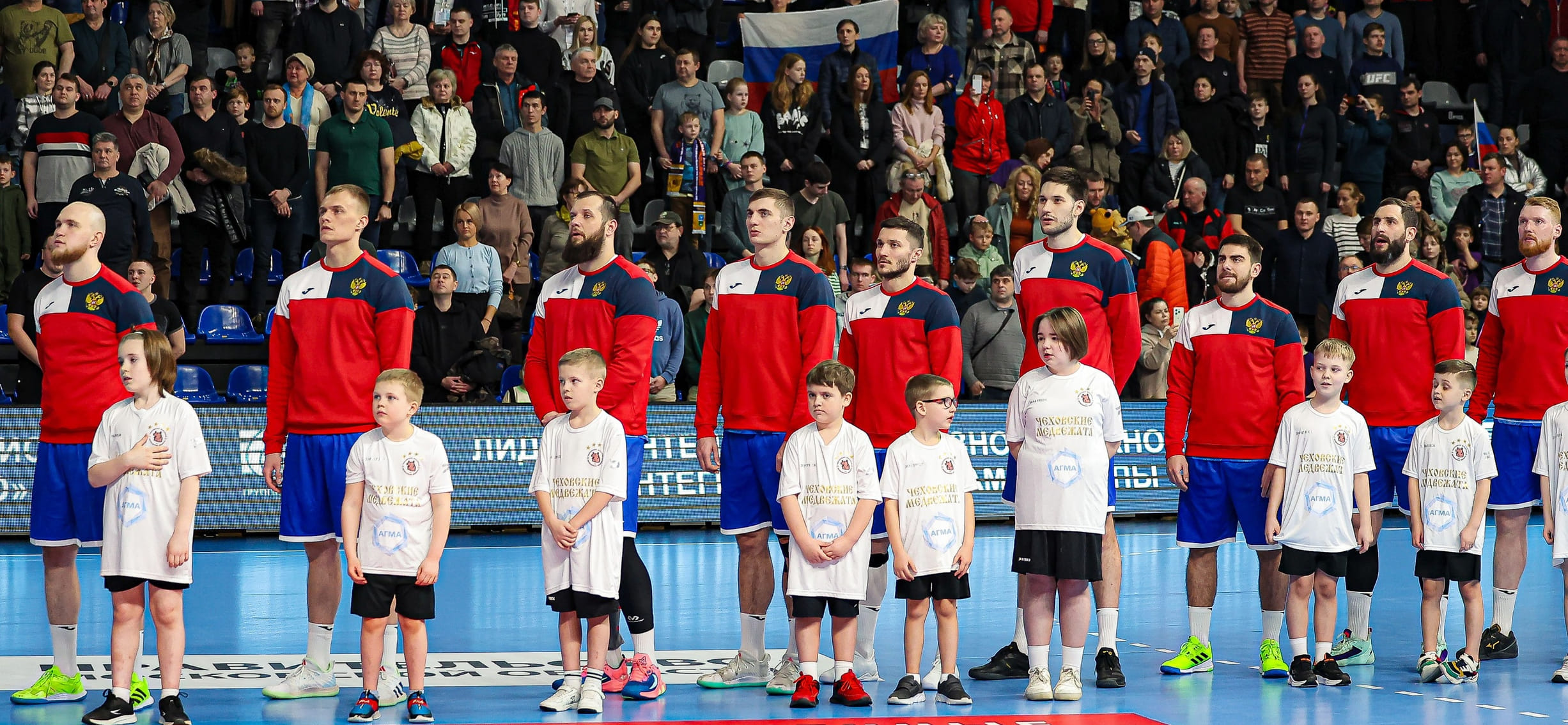 "Джокер", гандбольный марафон и конкурс мастерства. Чем заполнить паузу для сборных