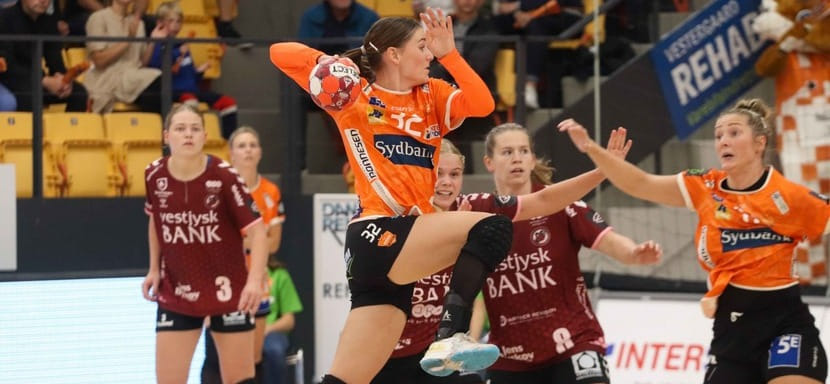 Дания. "Оденсе" добился четвёртой победы подряд и ещё три результата матчей среды