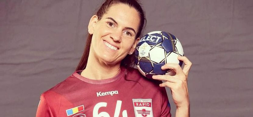 Румыния. Александра Лякрабер: "Могла оказаться в "Рапиде" ещё год назад, но тогда уже подписала контракт с "Шамбре"