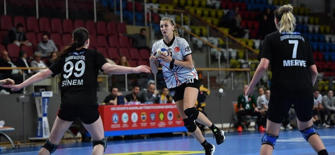 Алёна Ихнева: "Никитина принесла много пользы команде. Надеюсь, вместе сделаем ещё больше"