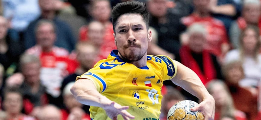 "Гуммерсбах" официально объявил о переходе правого полусреднего "Кельце" и сборной Испании Алекса Дуйшебаева в следующем сезоне