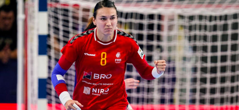 ЧЕ-2022. Полусредняя сборной Румынии Кристина Нягу первой преодолела отметку в 300 заброшенных мячей на континентальных первенствах