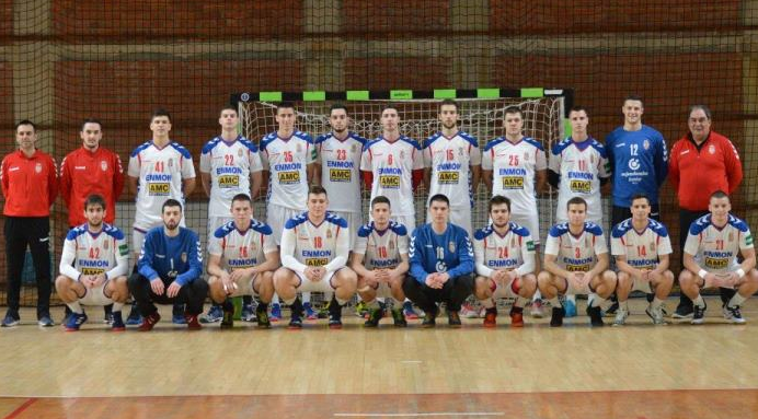 Сборная Саудовской Аравии, готовящаяся к чемпионату мира, дважды проиграла сербской "молодежке"