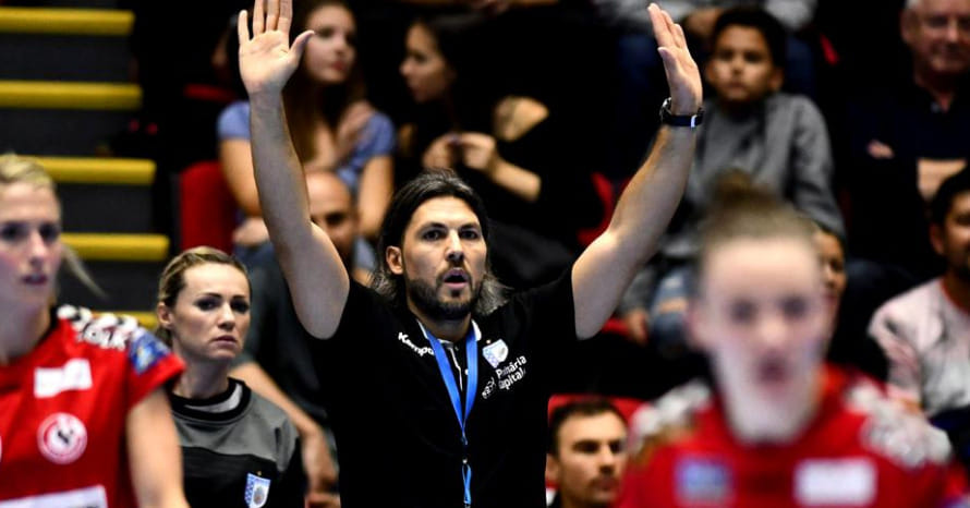 Румыния. В "Бухаресте" нашли замену Перу Юханссону — помогать Адриану Василе будут Юлия Куря и Александру Булиган