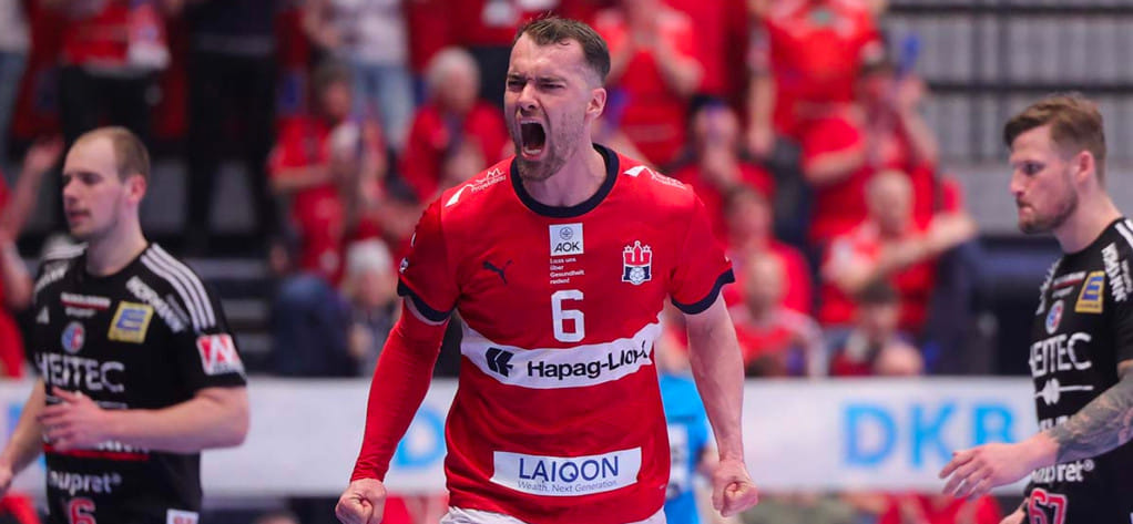 Бундеслига. Лучший бомбардир турнира, олимпийский чемпион из Дании Каспер Мортенсен продлил контракт с "Гамбургом" на три сезона