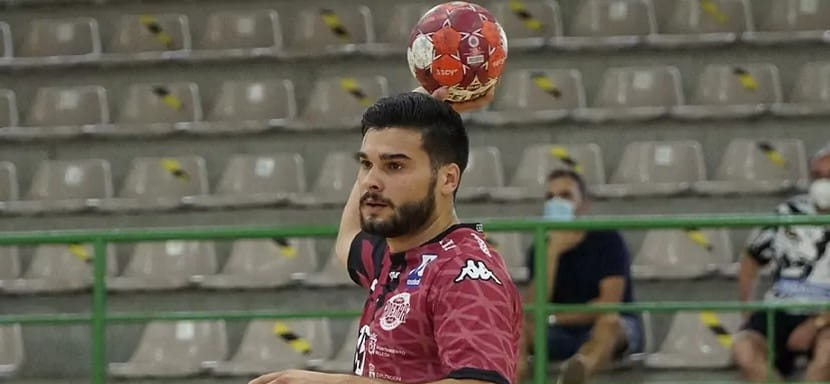 Португалия. Разыгрывающий “Адемара” Натан Суарес перешел в “Спортинг”. Сумма трансфера составила 45 тысяч евро