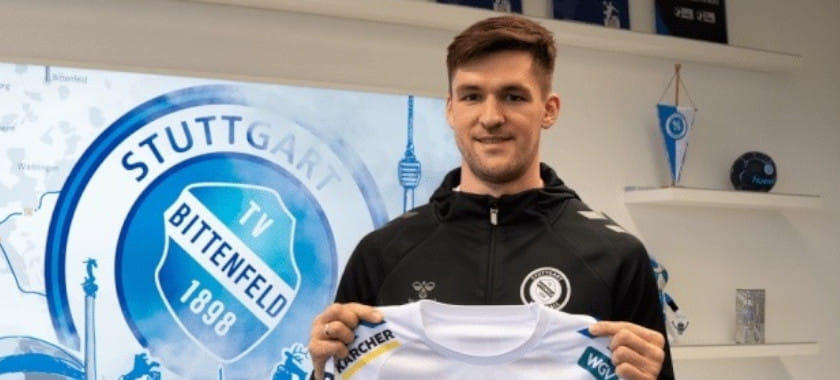 Голкипер сборной Польши Матеуш Корнецки перешёл из "Балингена" в "Штутгарт". Ранее он уже работал с Мишей Кауфманом