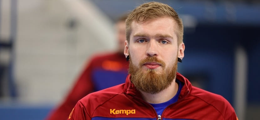 Вячеслав Касаткин: "Мы должны выйти и сделать то, что от нас просит тренерский штаб"