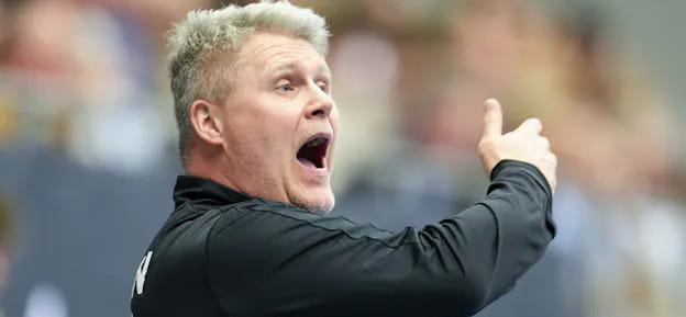 Дания. "Рибе-Эсбьерг", занимающий 8-е место в мужском национальном чемпионате, отправил в отставку главного тренера Андерса Томсена