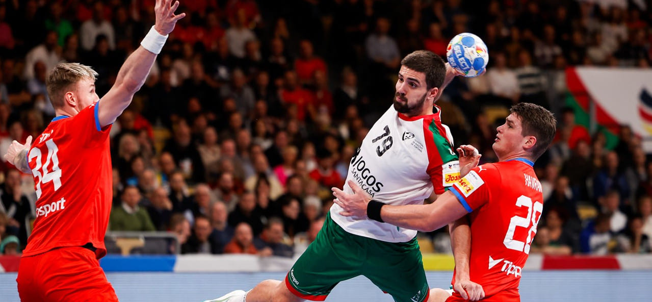 Сделано в Германии. День 4-й. Поляки и чехи продержались четверть часа, а боснийцы — пять минут