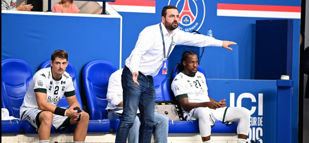 Французский "Ним" решил не продлевать контракт с главным тренером Давидом Дегуи. Текущее соглашение с рулевым действует до конца сезона