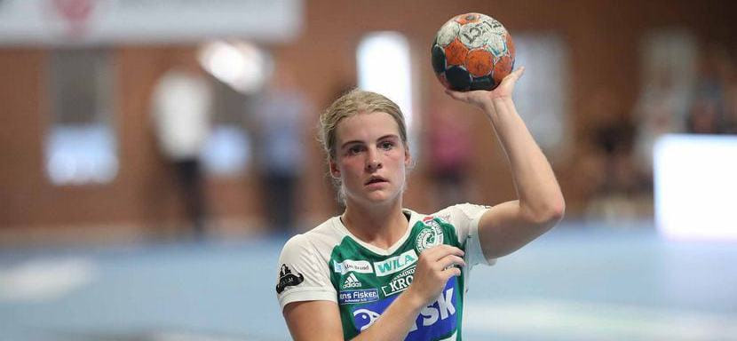 Дания. Правая полусредняя Хелене Киндберг продлила контракт с "Силькеборгом"