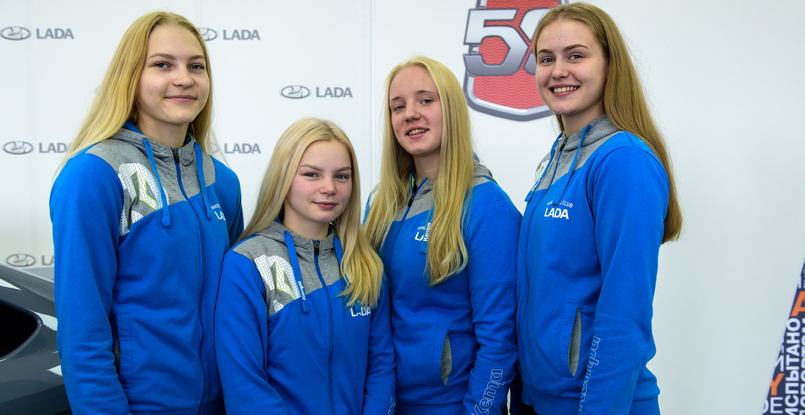 Шесть гандболисток "Лады" вызваны в юниорскую сборную России