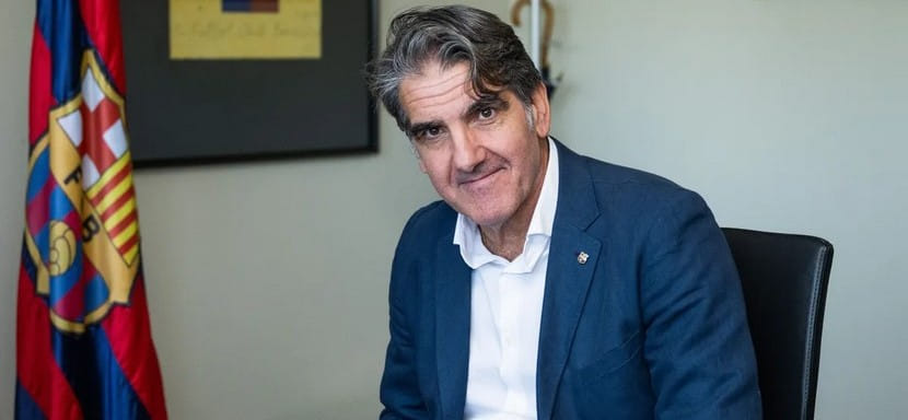 Испания. Карлос Ортега остаётся у руля "Барселоны". 52-летний специалист подписал с каталонцами новый контракт