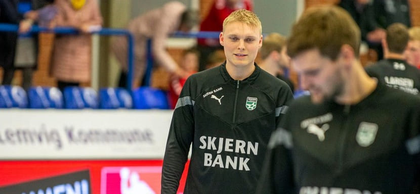 Дания. Капитан "Скьерна" Эмиль Бергхольт больше не сыграет в этом сезоне из-за травмы колена