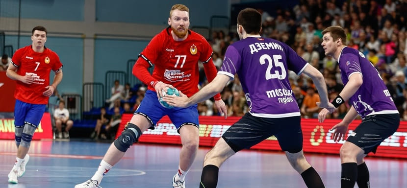 Olimpbet Суперлига. Роман Царапкин: "В Чехове не ожидали, что мы выиграем в гостях. После игры даже не было золотого чемпионского конфетти"