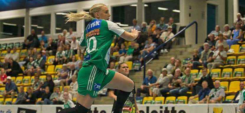 Дания. Правая крайняя сборной Швеции Матильда Лундстрём после этого сезона сменит "Силькеборг" на "Хорсенс"