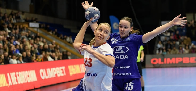 В женском чемпионате России сегодня состоятся матчи в Краснодаре, Уфе и Москве. Чемпионки страны сыграют с "Ладой"