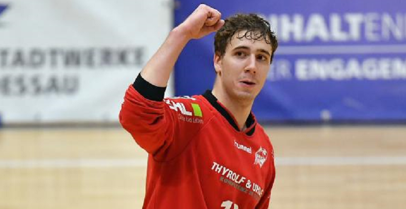 Исландия. Немецкий голкипер "Хабнафьордюра" Фил Делер признан лучшим вратарем года в стране